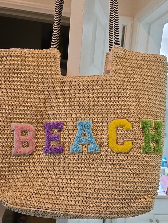 Coastal breeze Handbags - Woven Straw Tote Bag with Multicolor 'BEACH' Appliqué - Cream Nwt